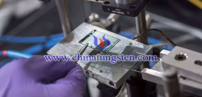yellow tungsten oxide thin film picture