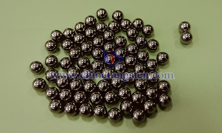 Picture of tungsten carbide balls