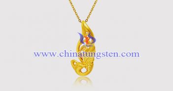 gold plated tungsten alloy peacock pendant picture