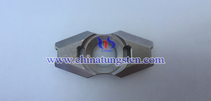 tungsten alloy bifoliate fidget spinner picture